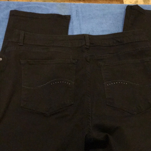 Lee Jeans - Picture 4 of 7